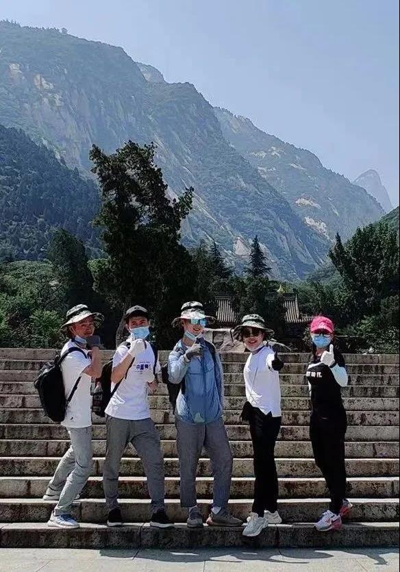 水思源——優秀團隊經理“蓉姐”